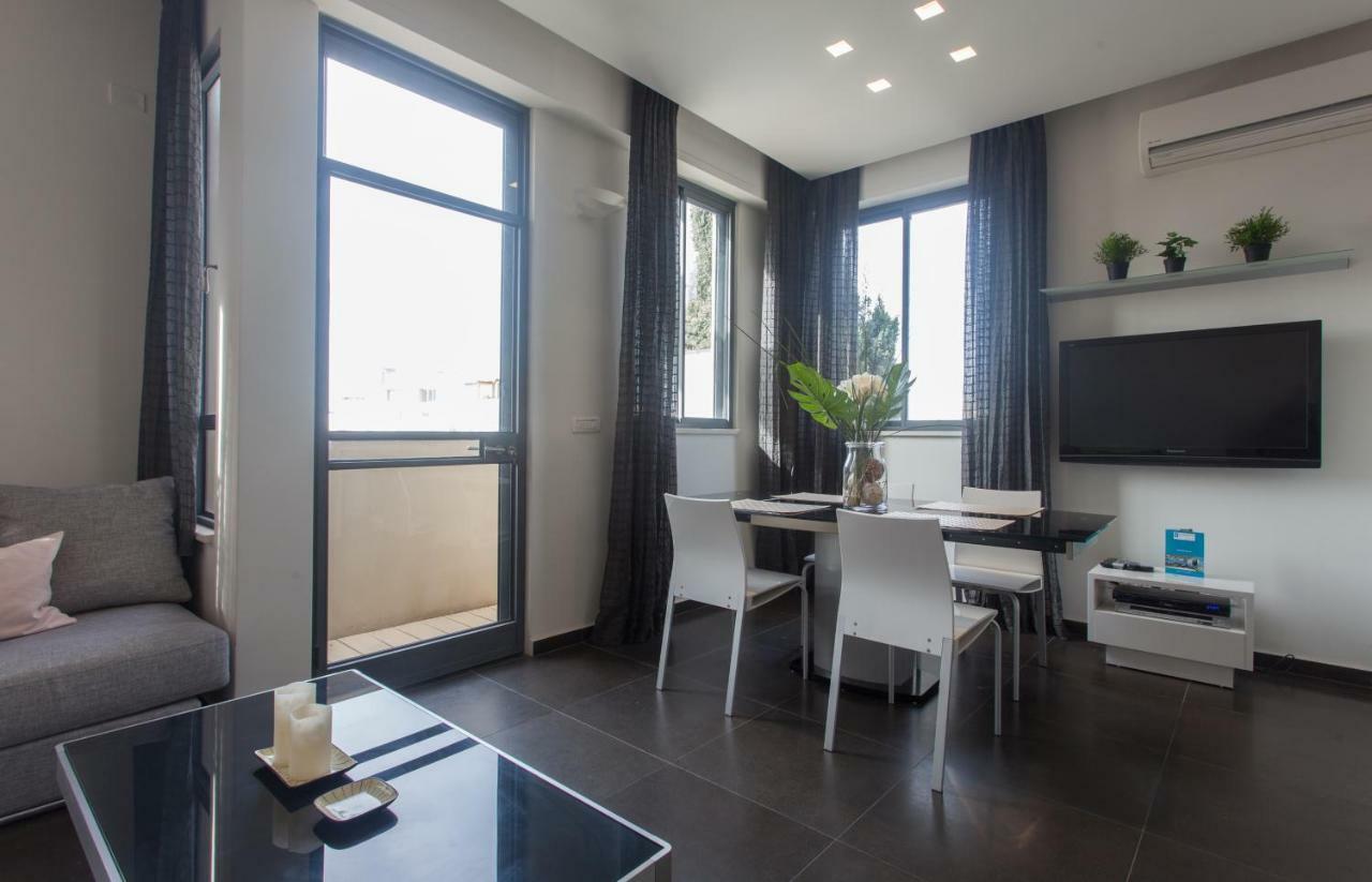 Luxury Penthouse 2 Bed Near Rothchild Apartment เทลอาวีฟ ภายนอก รูปภาพ